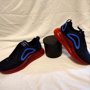 Nike Air Max. Barely Worn